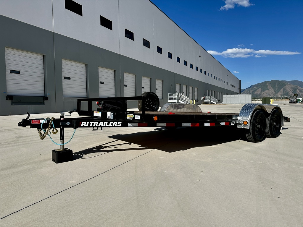 18' Flatbed Trailer